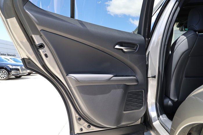 2023 Lexus UX250h UX250h F Sport 2.0L Hybrid Auto E-CVT SUV C495930 001