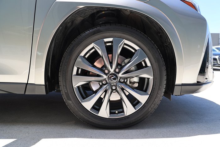 2023 Lexus UX250h UX250h F Sport 2.0L Hybrid Auto E-CVT SUV C495930 001