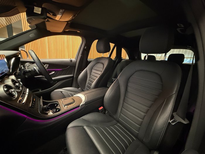 2019 MERCEDES-BENZ GLC 300 4MATIC