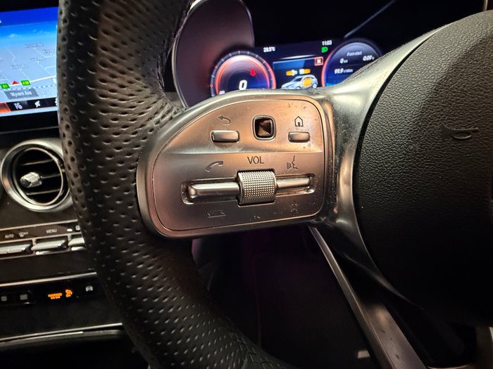 2019 MERCEDES-BENZ GLC 300 4MATIC