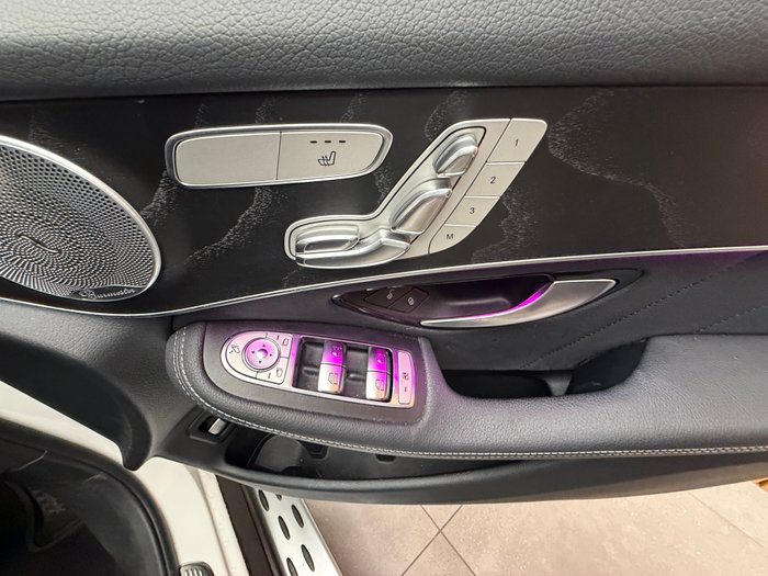 2019 MERCEDES-BENZ GLC 300 4MATIC