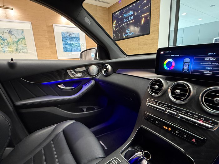 2019 MERCEDES-BENZ GLC 300 4MATIC