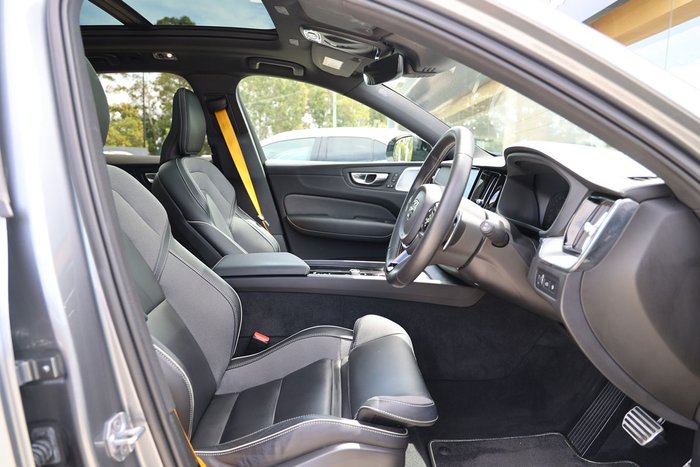 2019 Volvo XC60 T8 Polestar