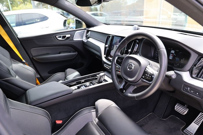 2019 Volvo XC60 T8 Polestar