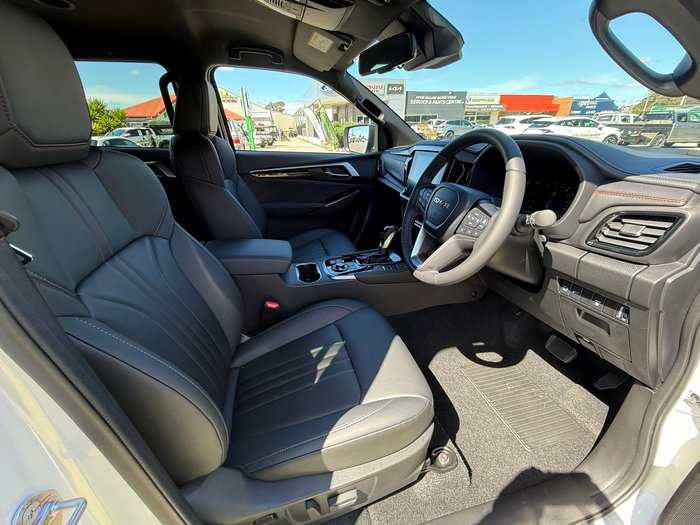 2025 Isuzu MU-X X-TERRAIN