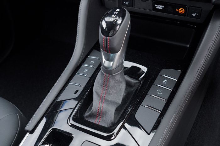 2025 Isuzu MU-X X-TERRAIN