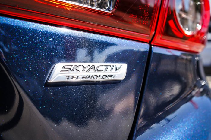 2015 MAZDA MAZDA3