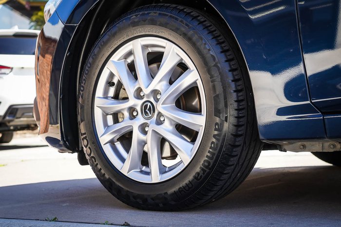 2015 MAZDA MAZDA3