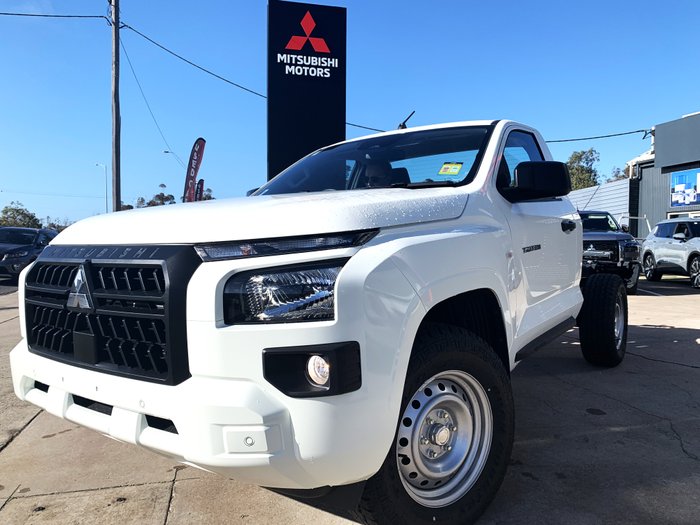 2025 Mitsubishi MV3W20 MV Triton GLX 2.4L D 6M/T 4X4 SC CC WHITE