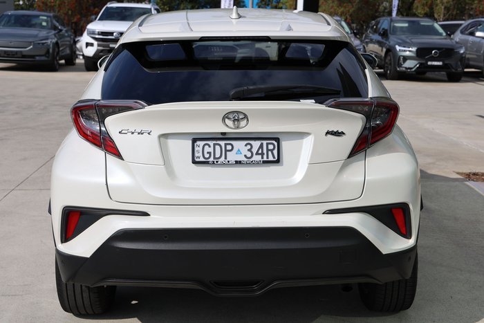 2017 TOYOTA C-HR KOBA (2WD)