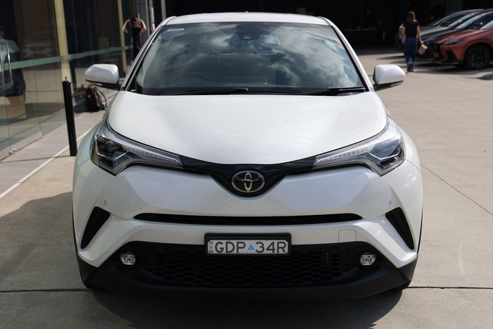 2017 TOYOTA C-HR KOBA (2WD)