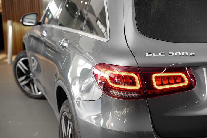 2021 Mercedes-Benz GLC-Class GLC300 e