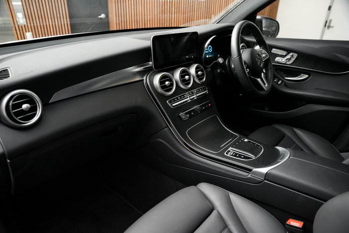 2021 Mercedes-Benz GLC-Class GLC300 e