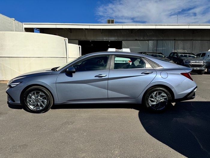 2026 HYUNDAI CN7 i30 SEDAN HEV