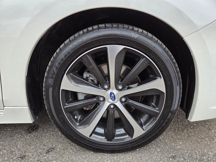 2016 SUBARU LIBERTY 3.6R WHITE