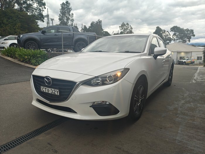 2014 MAZDA Mazda3