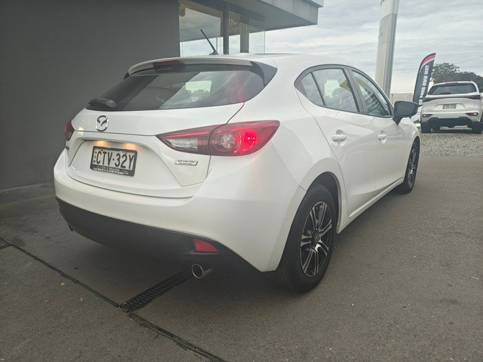 2014 MAZDA Mazda3