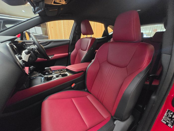 2024 Lexus NX350H Luxury 2WD