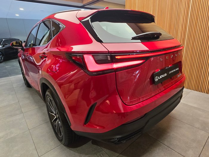 2024 Lexus NX350H Luxury 2WD