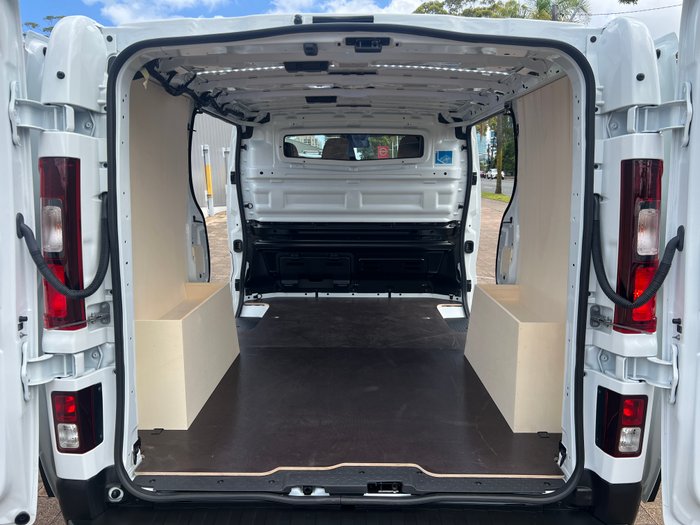 2026 Renault Trafic MY26 SWB Premium with Trade Pack