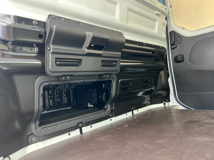 2026 Renault Trafic MY26 SWB Premium with Trade Pack