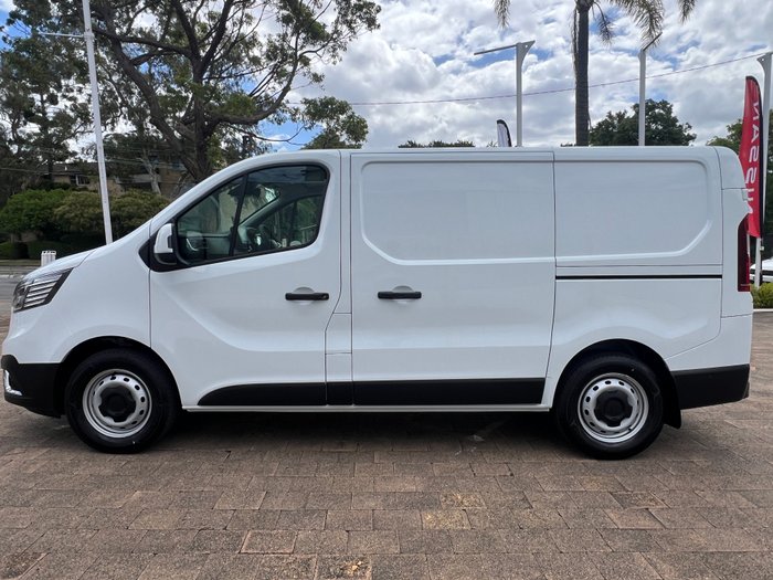 2026 Renault Trafic MY26 SWB Premium with Trade Pack