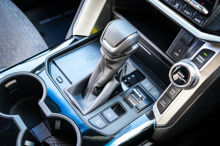 2025 Toyota LANDCRUISER GXL