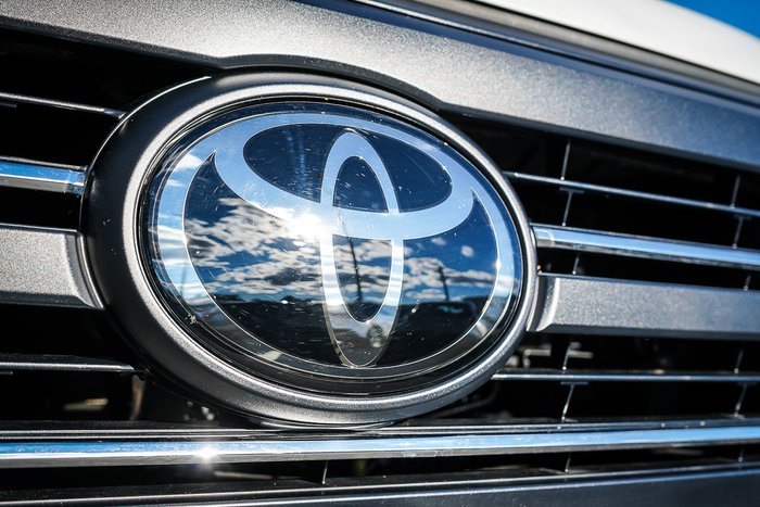 2025 Toyota LANDCRUISER GXL