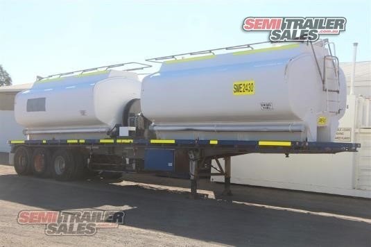 1982 Haulmark Flat Top with 2 x 15,000 Tanks