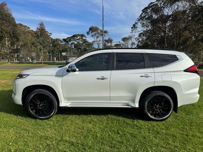 2022 Mitsubishi Pajero Sport GSR