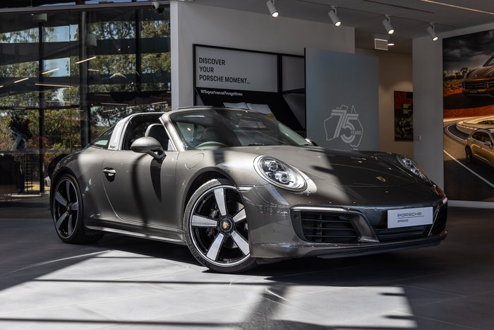2018 Porsche 911