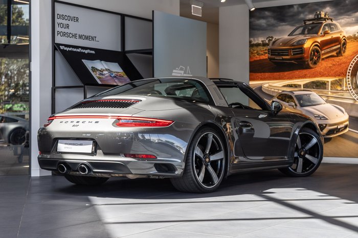 2018 Porsche 911 Targa 4