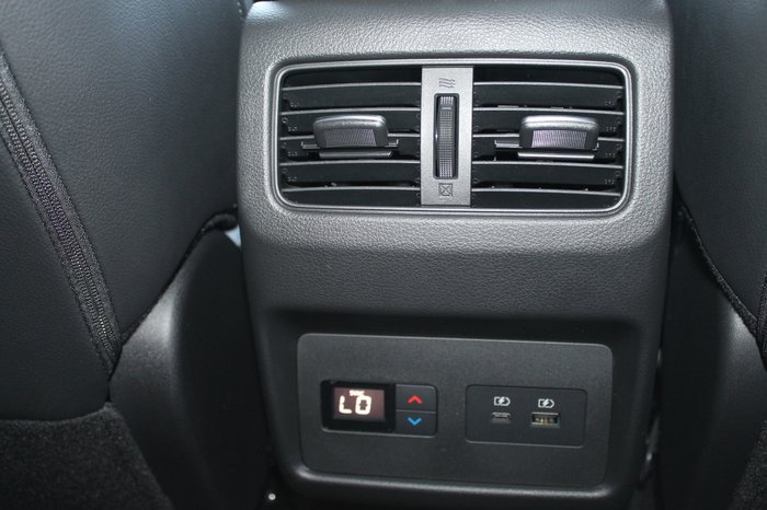2025 Nissan X-TRAIL Ti