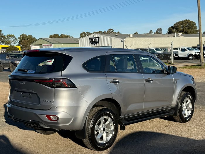 2026 Isuzu MU-X LS-M