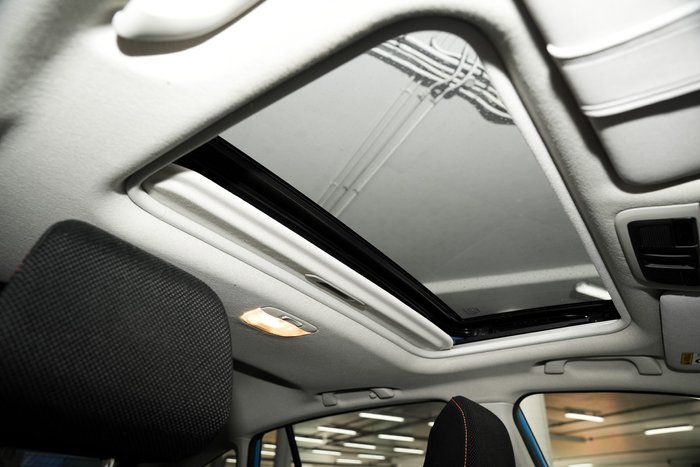 2015 Subaru XV 2.0i-L