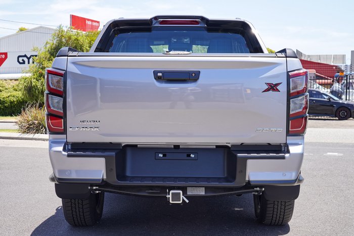 2025 Isuzu D-MAX X-TERRAIN