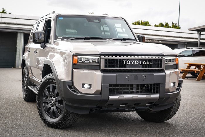 2025 Toyota PRADO