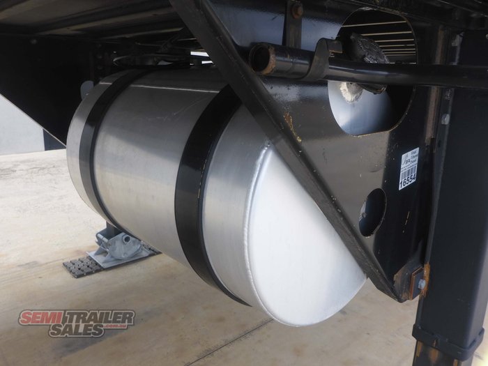 2006 Maxitrans Bogie Refrigerated Pantech