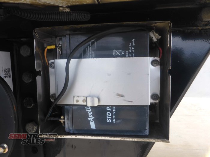 2006 Maxitrans Bogie Refrigerated Pantech