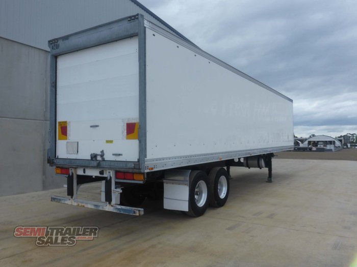 2006 Maxitrans Bogie Refrigerated Pantech