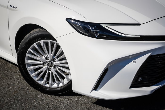 2025 Toyota CAMRY HYBRID