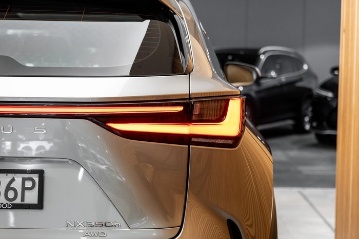 2023 Lexus NX350H Luxury 2.5L Hybrid Auto CVT Wagon