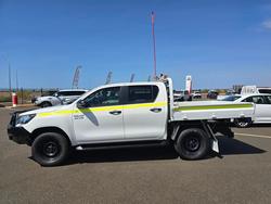 2020 TOYOTA Hilux 4X4 2.8L DSL D/C/C 6AT SR Glacier White