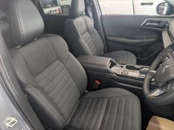 2025 Mitsubishi Outlander LS