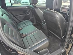 2023 Volkswagen
Tiguan R