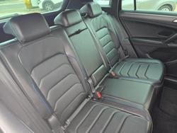 2023 Volkswagen
Tiguan R