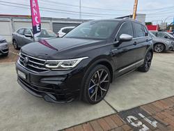2023 Volkswagen
Tiguan R