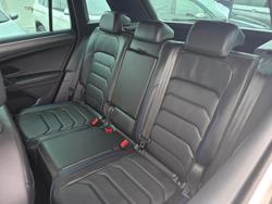 2023 Volkswagen
Tiguan R