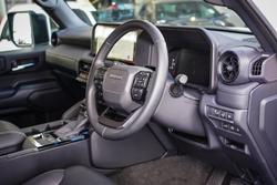 2025 Toyota PRADO GXL