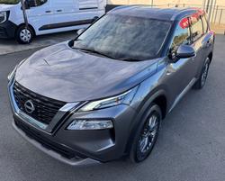 2025 NISSAN X-TRAIL ST